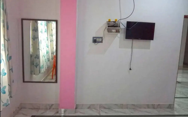 Spot On 44288 Maharaja Palace