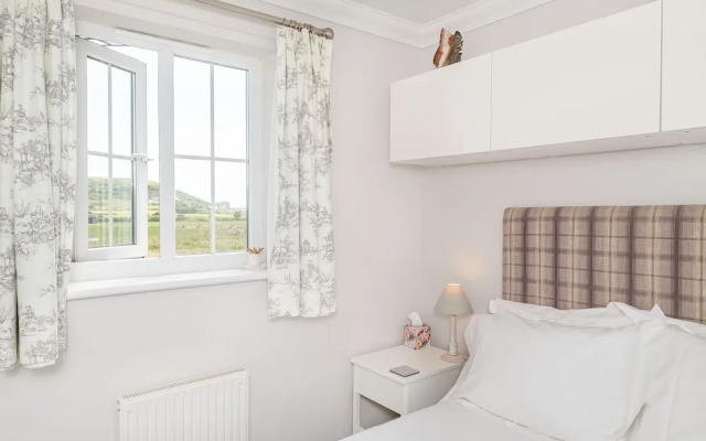 West Bay Holiday Home