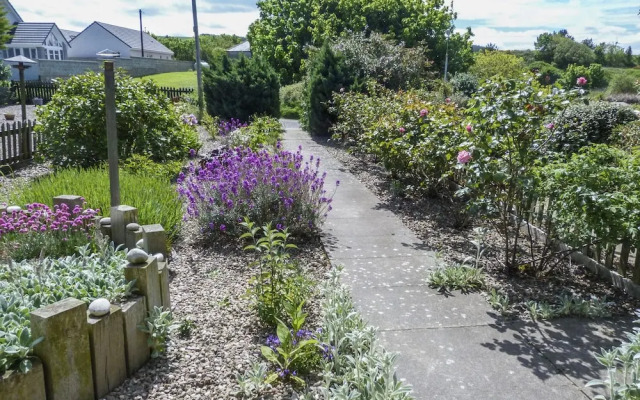 5 Distillery Cottages