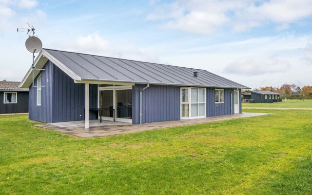 Lush Holiday Home in Glesborg With Terrace