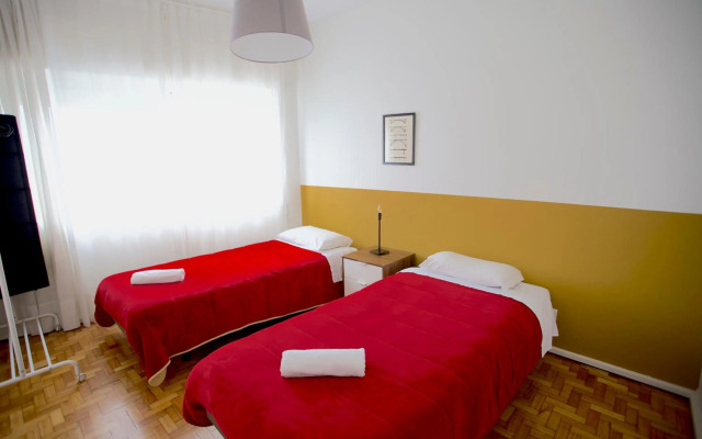 Galante & Waltrick - Downtown 3 Bedroom - Parking Downstairs - Balcony