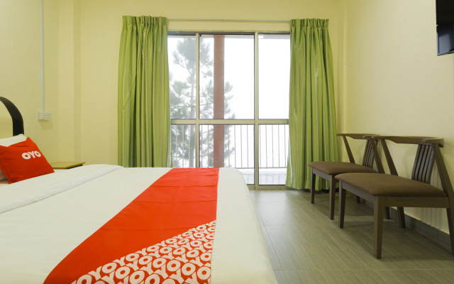 OYO 90043 Jasni Rijan Resort