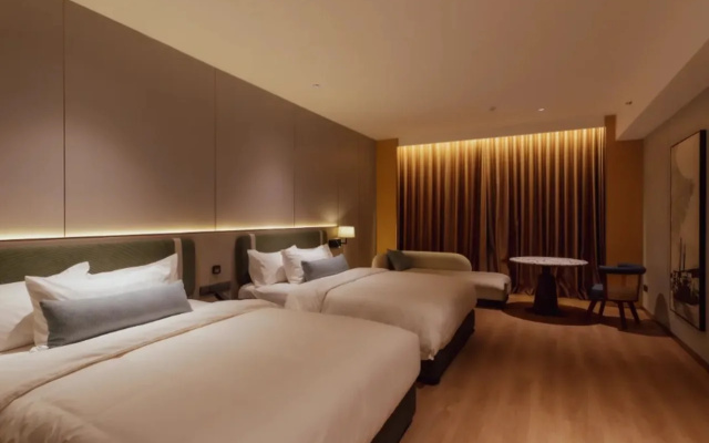 Break & Stay Suites – Guest Rooms – Gelugor