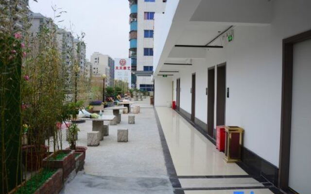 Yijing Hotel