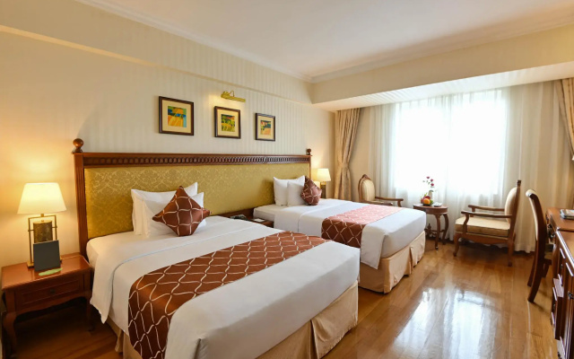 Grand Saigon
