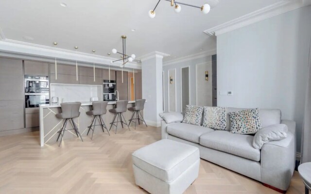 Beautifully Refurbished 2BD Flat - Earl's Court!