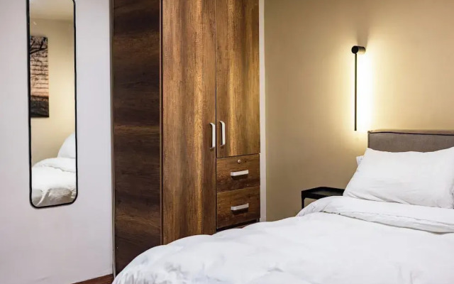 Cibeles Apartments by VH