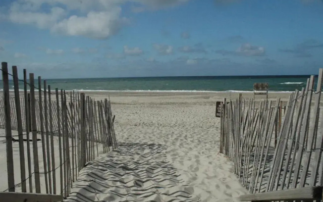 Anchor Inn Beach House