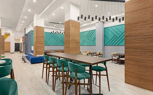 Holiday Inn Long Island City - LaGuardia West