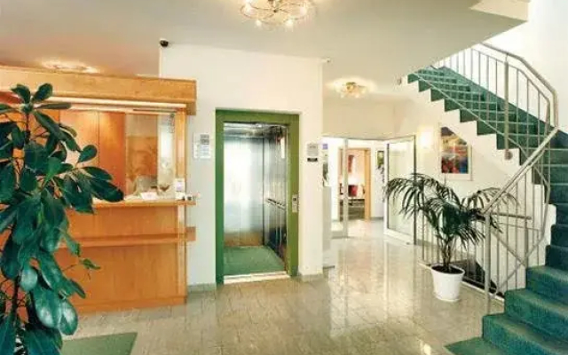 G.U.P.S. Hotel garni Weinheim