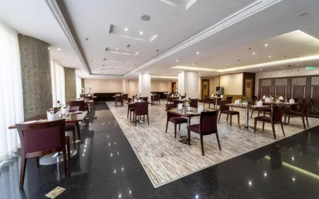 Continent Al Ertiqaa Hotel