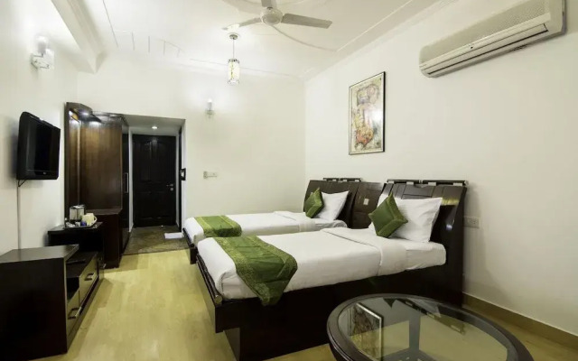 Treebo Four Sight Sector - 14 Gurgaon