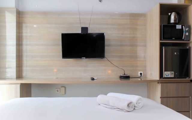 Comfy And Minimalist Studio At Mustika Golf Residence Apartment – Guest Rooms – Cikarang