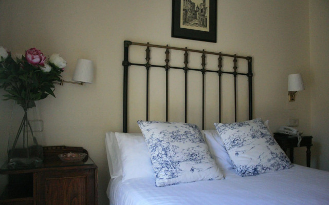 Hotel Real B & B