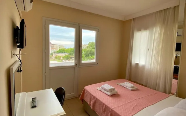 Mandarin Beach Hotel ve Restaurant