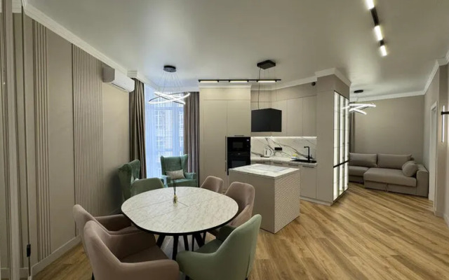 Apartment Solar Wind on Verkhnyaya street, 4, building 8