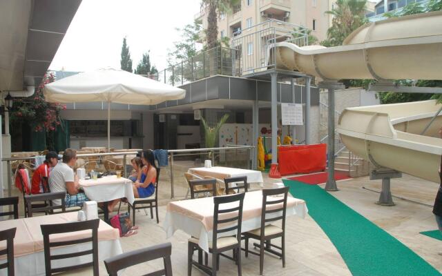 Monte Carlo Hotel - All Inclusive
