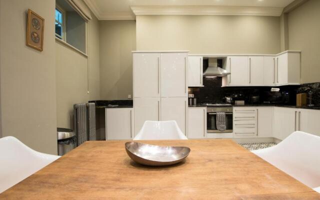 Apartment 1 The Grove