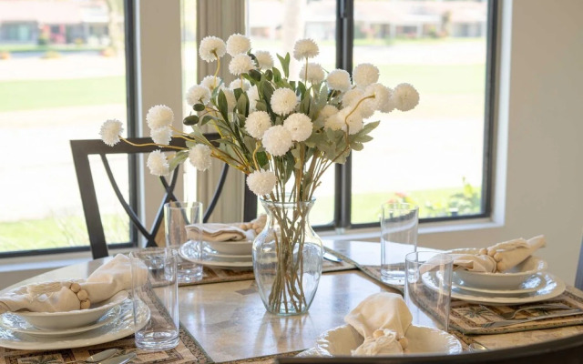 Charming Condo With Golf Course View