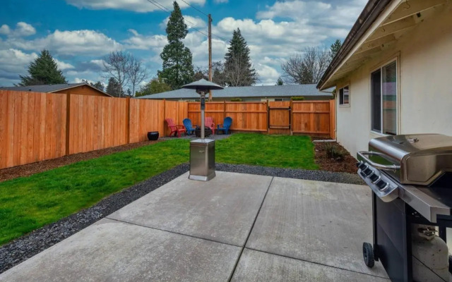 Walnut Bungalow East