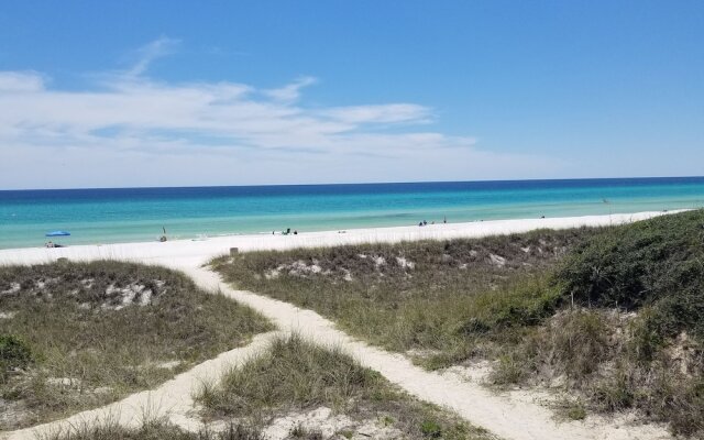 Beach Haven! 2BR 2BA Sleeps 6! Coastal Paradise Awaits!