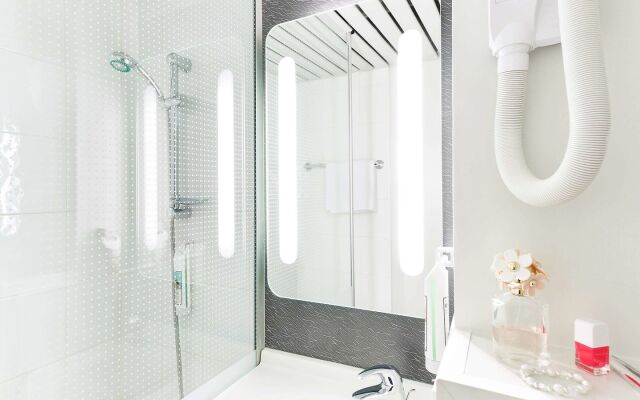 ACE Hôtel Travel Fabrègues - A9 Montpellier Sud