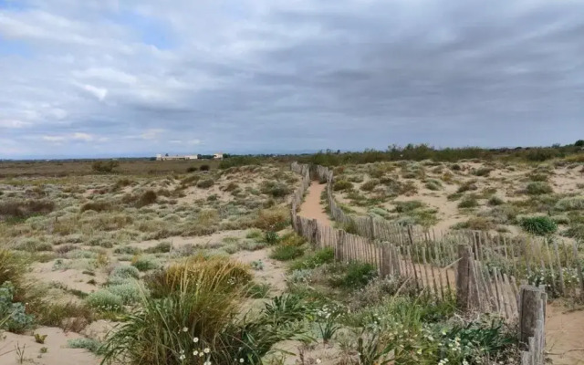 Villa in Valras-plage Near Sandy Beach