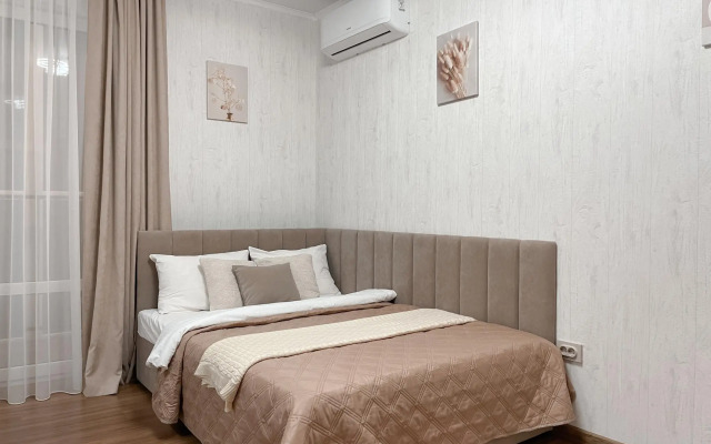 Green FOX на улице Автомобильная