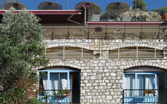 Serena Suites