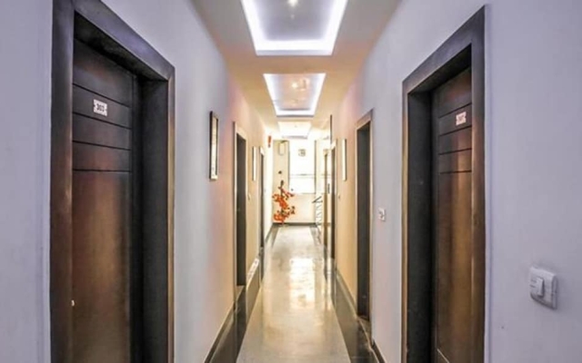 Fabhotel Riviera
