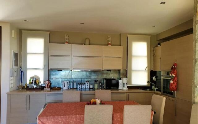 Lafky Arachova Residence