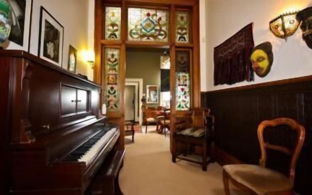 Archer House B&B