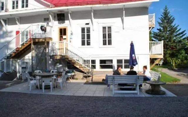 Auberge jeunesse de Saguenay - La Maison Price