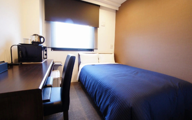 HOTEL LiVEMAX Kanazawa Ekimae – Guest Rooms – Kanazawa