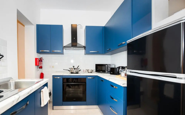 Chic 1BR Retreat in St Julian's