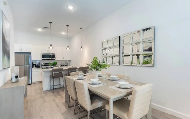 Whimsy by Avantstay Pool 30min to Disney