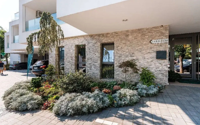 AMARIS Apartamente cm