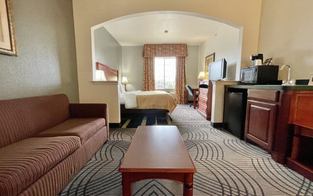 FairBridge Inn & Suites Cleburne