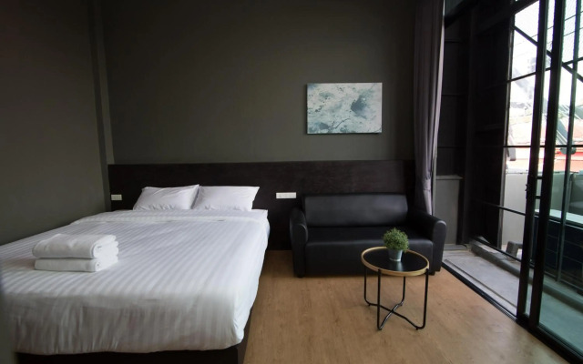 The Arbern Hostel x Bistro