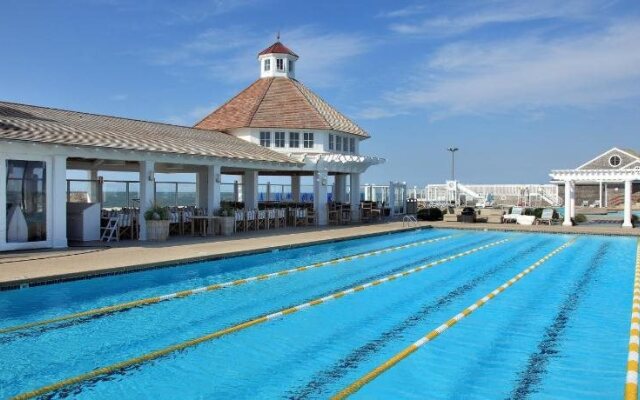 Wychmere Beach Club