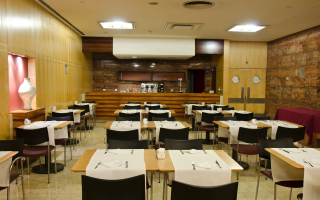 VIP Executive Entrecampos Hotel & Conference