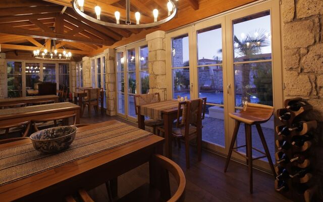 Agrovela Alacati Hotel