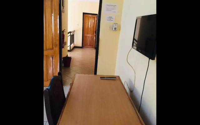 Room in B&B - Single Room With Balcony
