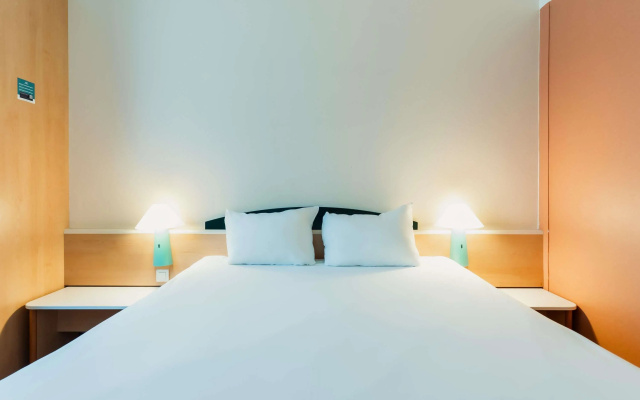 ibis Barcelona Molins de Rei - Image 5