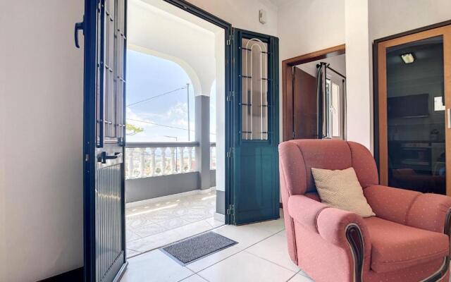 Avelino Apartment by Atlantic Holiday