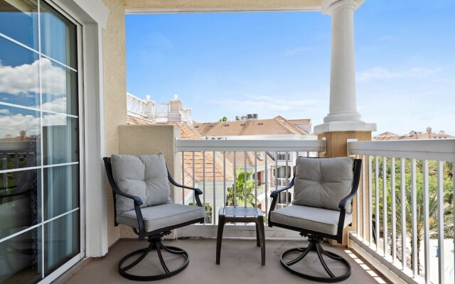 Rvh_332r Poolside 3 Bedroom Apts