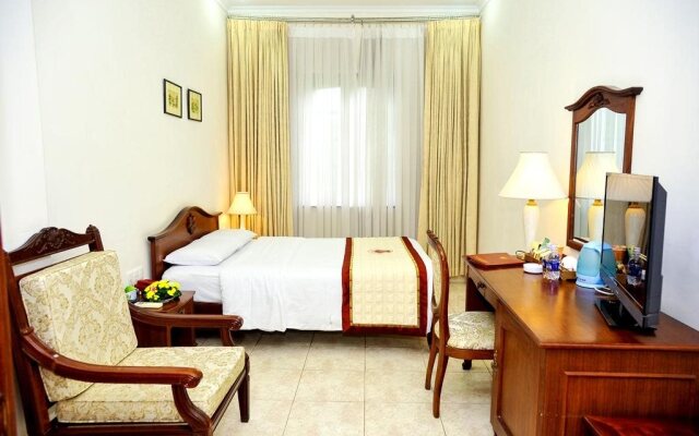 3-star Tan Son Nhat Hotel