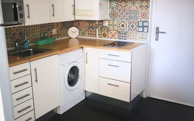 Apartment with One Bedroom in Madrid, with Wifi