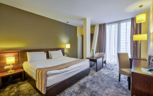 Golden Time Hotel