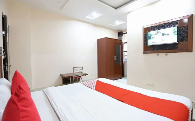 OYO 43691 Hotel Rbs Inn